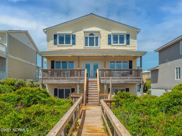 438 Fort Fisher BLVD N, Kure Beach, NC 28449