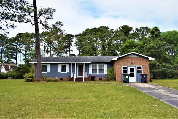 114 Navaho Trail, Wilmington, NC 28409