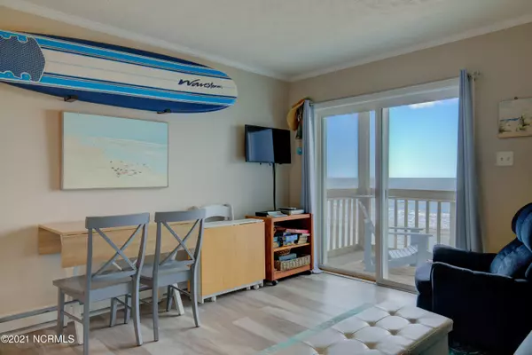 North Topsail Beach, NC 28460,2196 New River Inlet RD #163