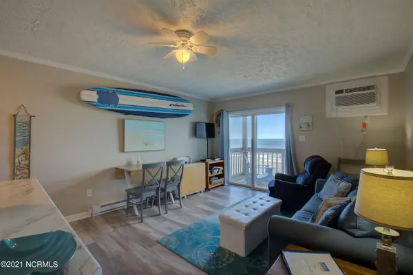 North Topsail Beach, NC 28460,2196 New River Inlet RD #163