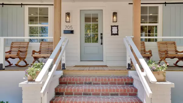 Southport, NC 28461,705 N Caswell AVE