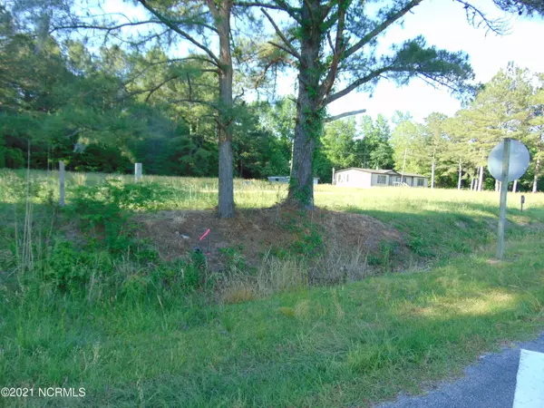 1932 State Rd 1932, Edward, NC 27821