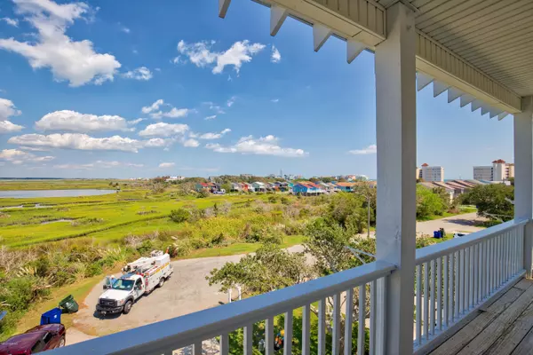 North Topsail Beach, NC 28460,241 Bayview DR