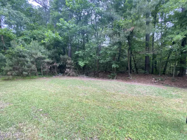 17366 Foxcroft RD, Snow Hill, NC 28580