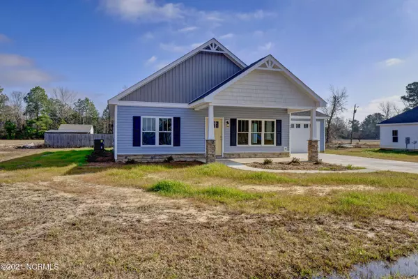 153 Pasture Lane DR, Teachey, NC 28464