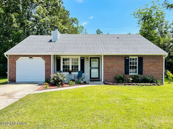 502 Regalwood Drive, Jacksonville, NC 28546