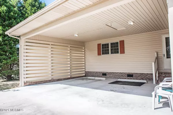 Grifton, NC 28530,683 Casey DR