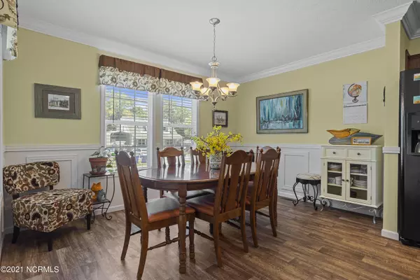 Atlantic Beach, NC 28512,208 Dogwood ST