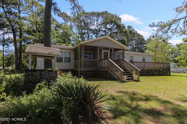 104 Live Oak DR, Sunset Beach, NC 28468