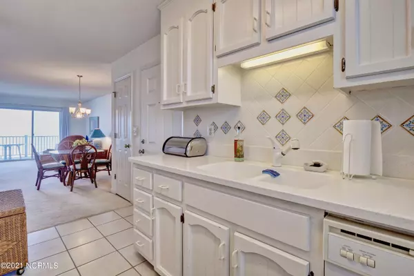 Carolina Beach, NC 28428,1423 Lake Park Boulevard S #2d