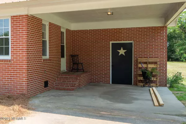 Roseboro, NC 28382,312 Maple ST