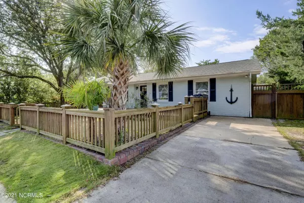 Wrightsville Beach, NC 28480,10 Jasmine Place