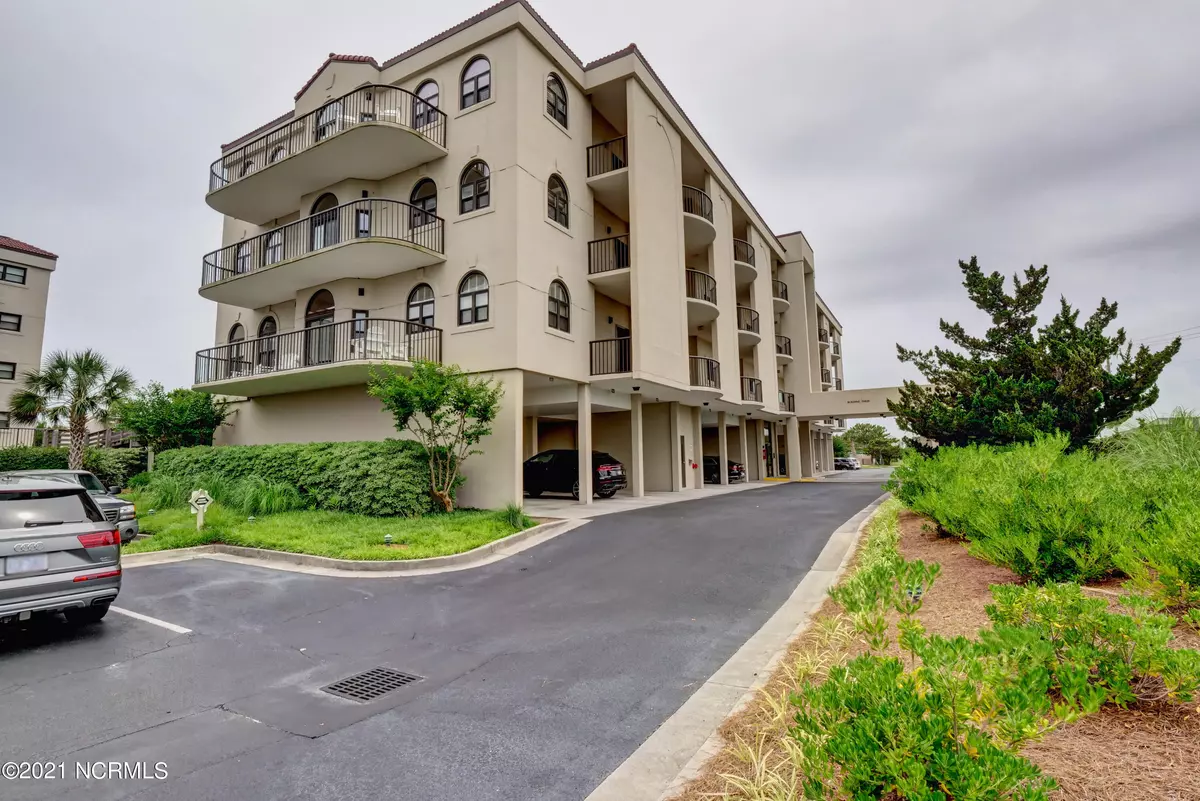 Wrightsville Beach, NC 28480,2400 N Lumina Avenue Ext #3204