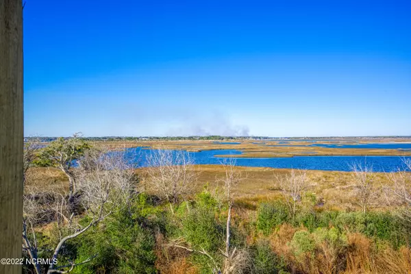 North Topsail Beach, NC 28460,119 Sea Gull LN