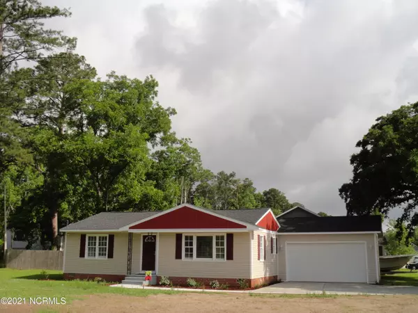 103 Patriot CT, Havelock, NC 28532