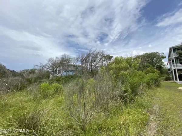 Oak Island, NC 28465,126 W Pelican DR