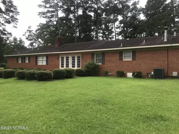 Whiteville, NC 28472,502 Tram RD
