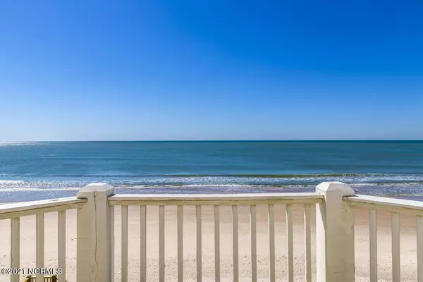 North Topsail Beach, NC 28460,4296 Island DR