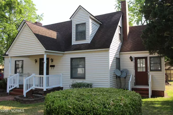 Williamston, NC 27892,102 Park ST