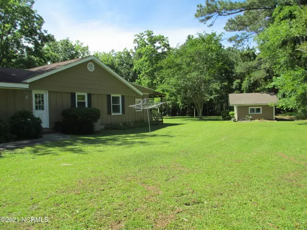 Gloucester, NC 28528,509 Pigott RD