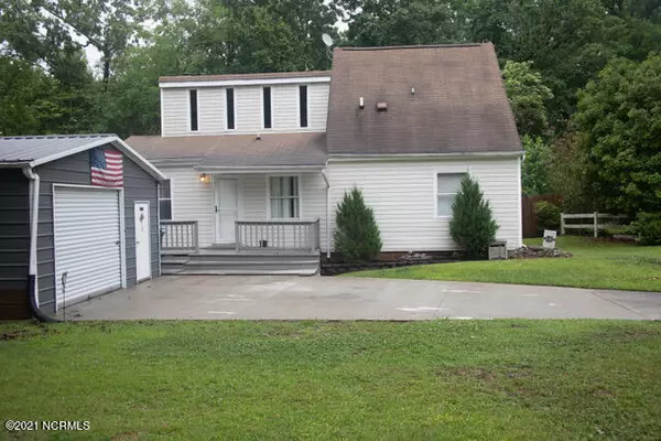 105 Ivy Ridge PL, Jacksonville, NC 28540