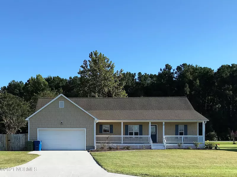 506 Greenfield PL, Sneads Ferry, NC 28460