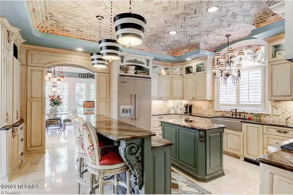 High Point, NC 27262,1751 W Lexington AVE