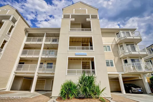 Wrightsville Beach, NC 28480,2510 N Lumina Avenue Ext #3a