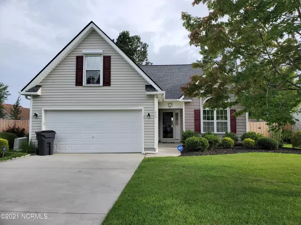 639 Pine Branches CIR SE, Belville, NC 28451