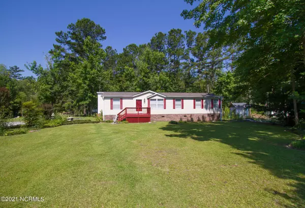 176 Bellhammon Forest DR, Rocky Point, NC 28457