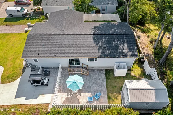 Emerald Isle, NC 28594,8602 Canal DR