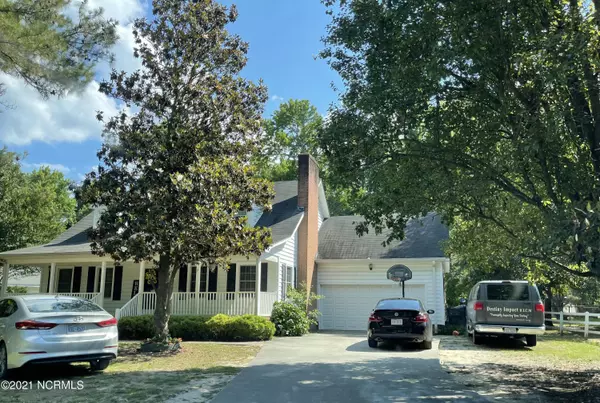 3808 Random RD, Kinston, NC 28504