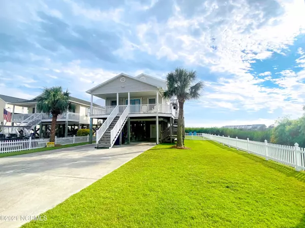 Surf City, NC 28445,907 Broadway ST