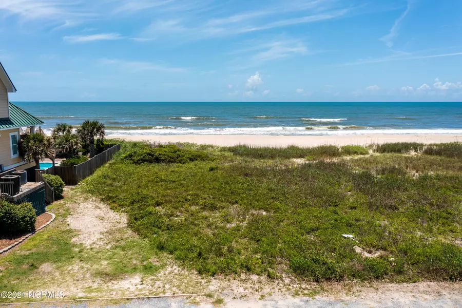 748 New River Inlet RD, North Topsail Beach, NC 28460