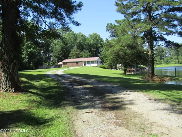 Plymouth, NC 27962,300 Pintail LN