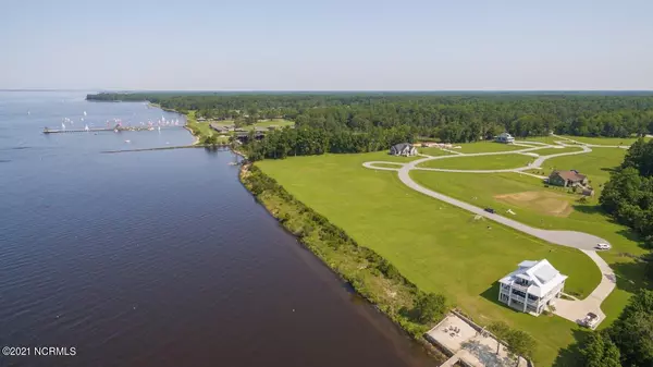 Minnesott Beach, NC 28510,117 Sailmaker LOOP