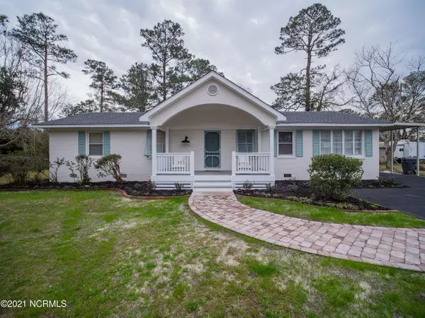 611 N Fodale AVE,  Southport,  NC 28461