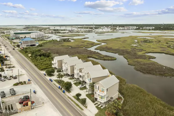 Surf City, NC 28445,399d N New River DR