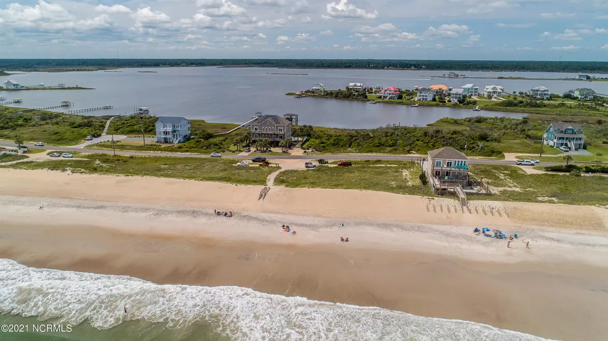 North Topsail Beach, NC 28460,694 New River Inlet RD