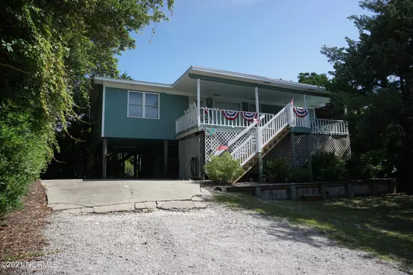 5214 Emerald Drive, Emerald Isle, NC 28594