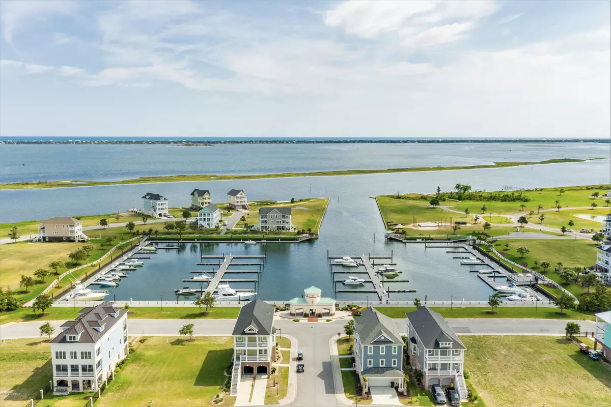 Newport, NC 28570,424 Ixon Place