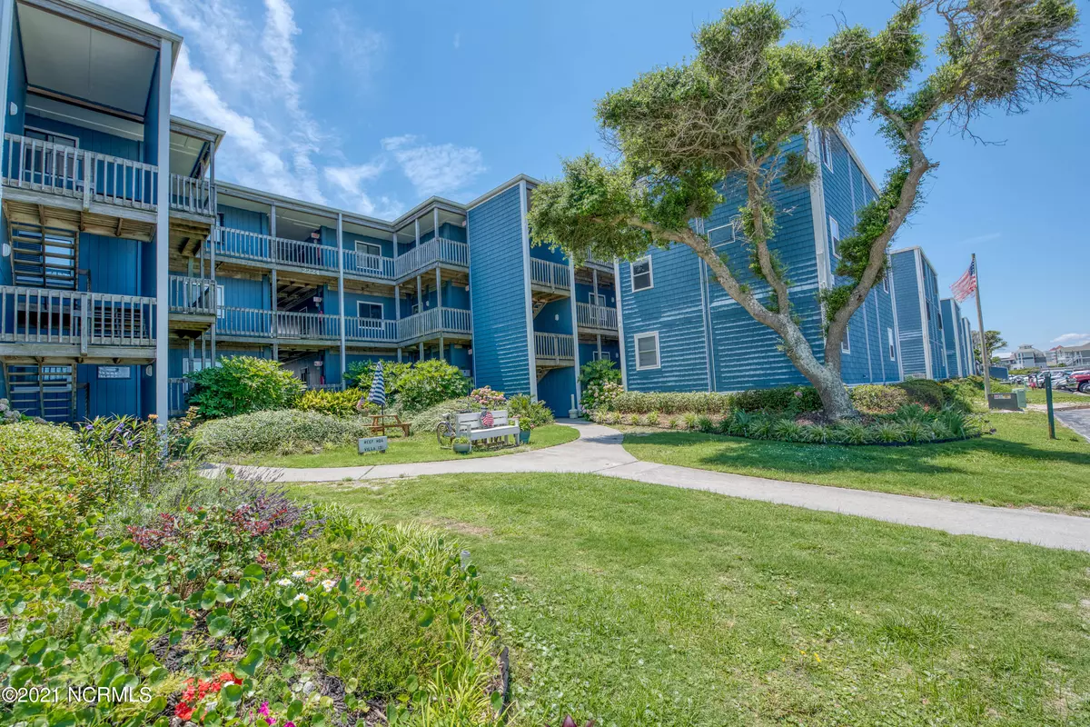 North Topsail Beach, NC 28460,2240 New River Inlet Road #324