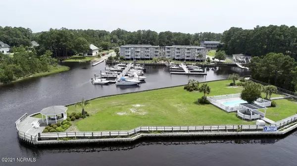 Oak Island, NC 28465,5400 E Yacht DR #C2