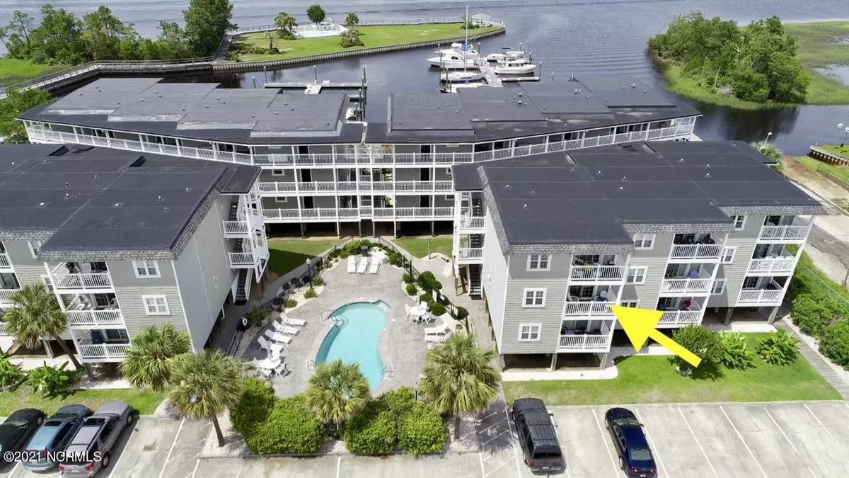 Oak Island, NC 28465,5400 E Yacht Drive #C2