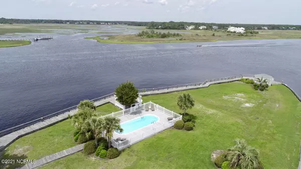 Oak Island, NC 28465,5400 E Yacht Drive #C2