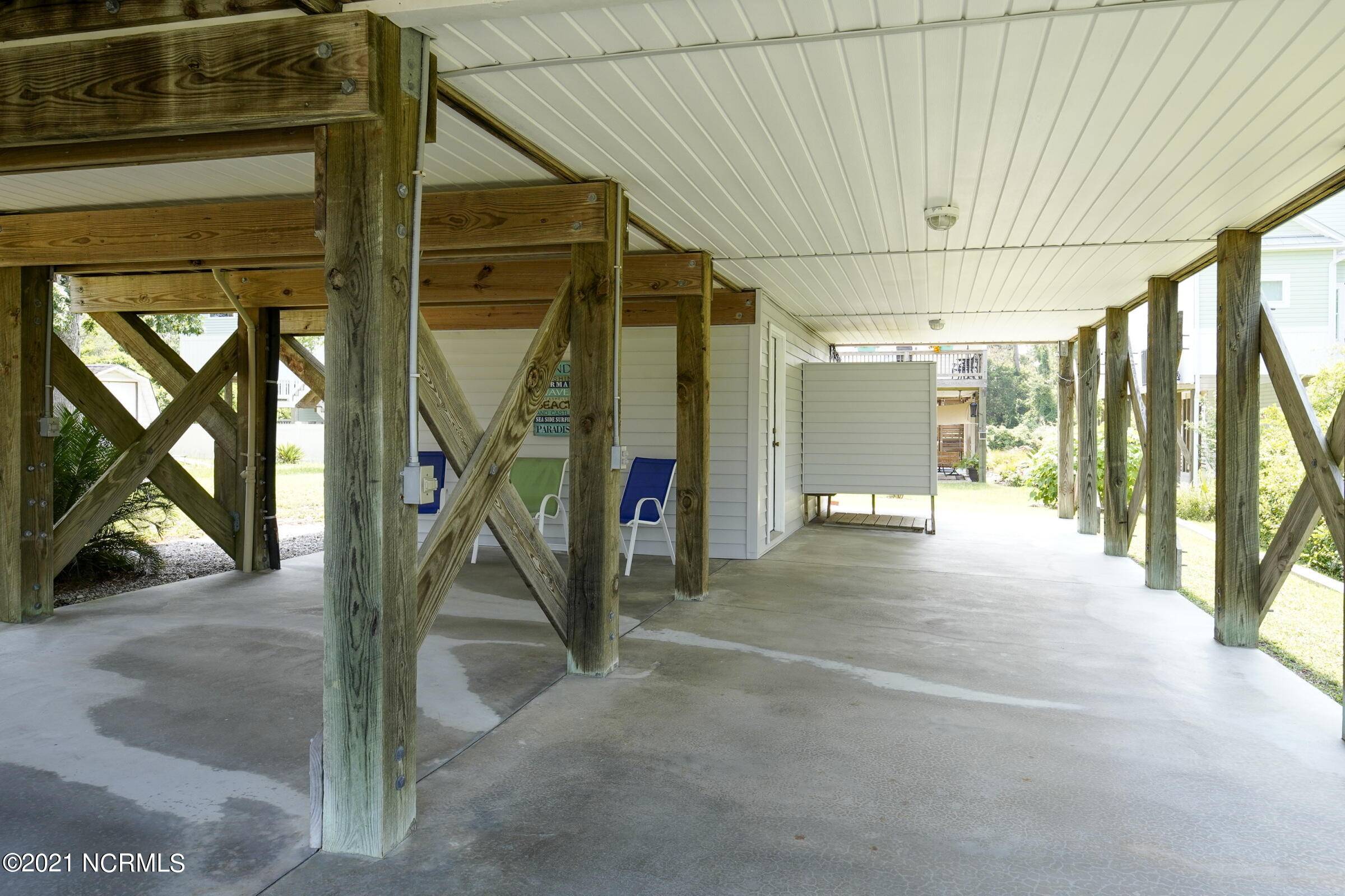 Oak Island, NC 28465,110 SE 43rd ST