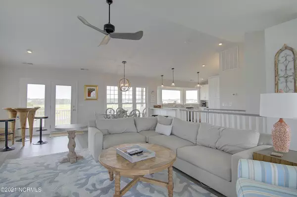 Holden Beach, NC 28462,960 Ocean Boulevard W