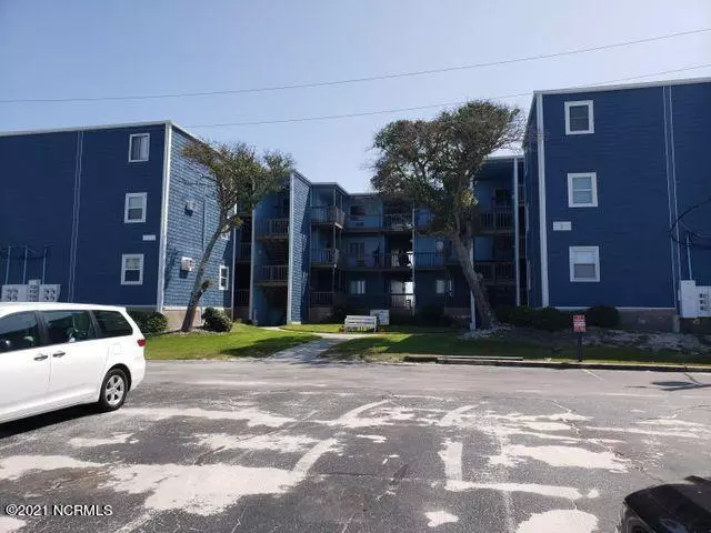 North Topsail Beach, NC 28460,2264 New River Inlet Road #301