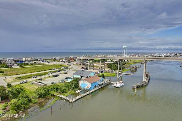 Holden Beach, NC 28462,101 Southshore DR