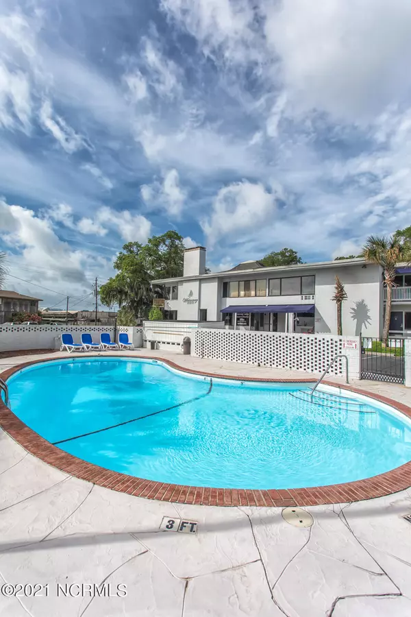 Wrightsville Beach, NC 28480,7246 Wrightsville Avenue #105